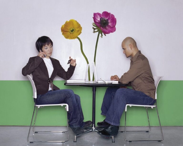 KOMAR STICKER 17012 - Image 2