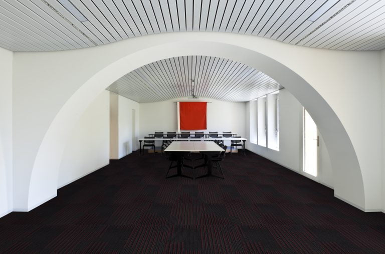 M047-2 Mondeo Pandora